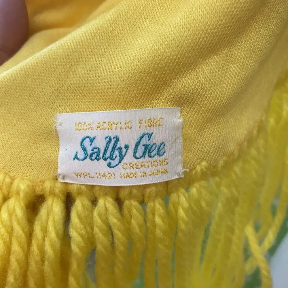 Sally Gee 100% Acrylic Fibre Japan Bright Yellow Scarf vintage K18